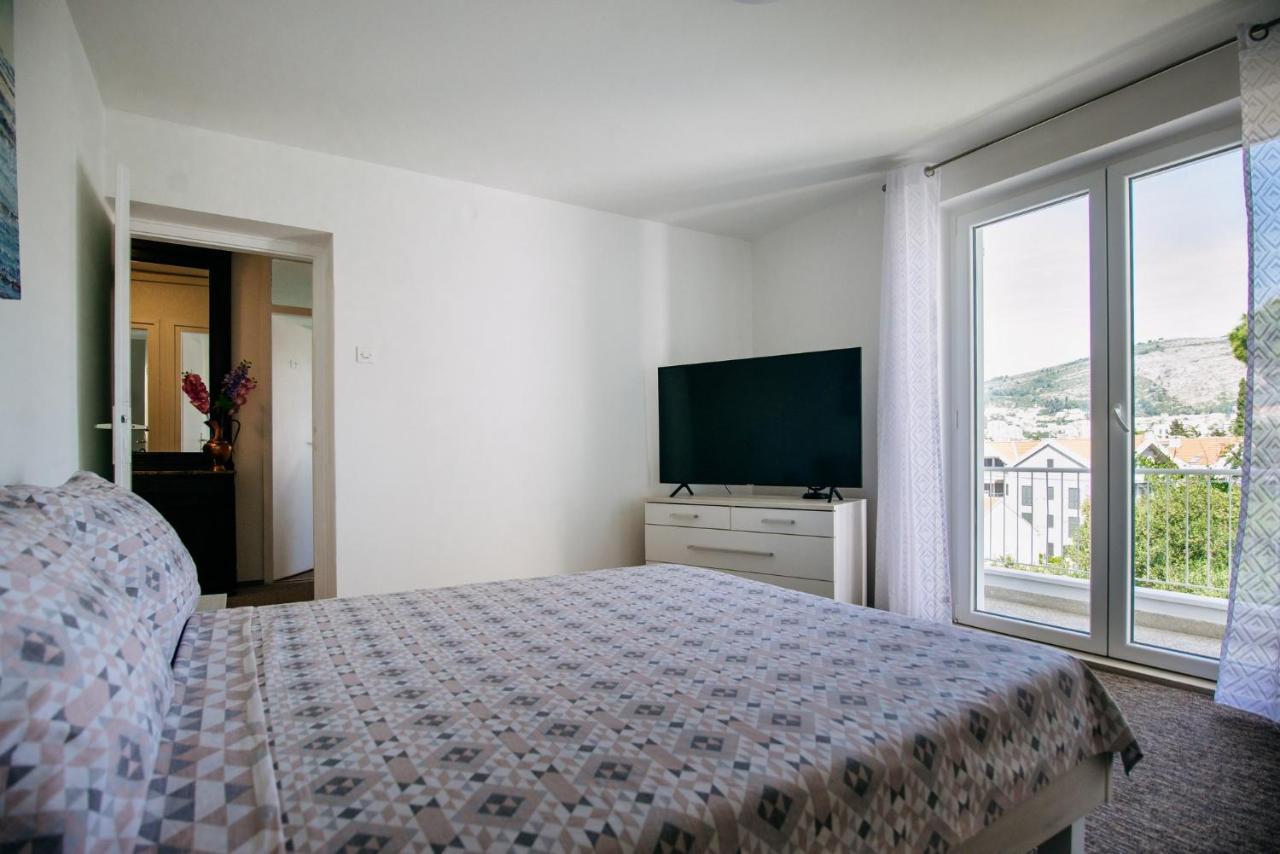 Sunnynest - 3br With Free Parking & Wi-fi, Close To Lapad Bay Dubrovnik