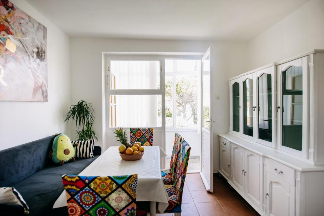 Sunnynest - 3br With Free Parking & Wi-fi, Close To Lapad Bay Apartamento